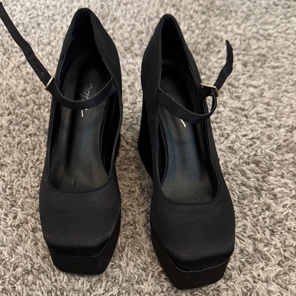 Nasty Gal Black Platform Mary Jane Shoes - Picture 6 of 8